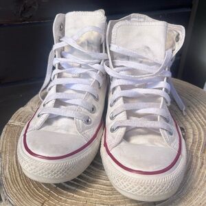 Worn-In White Converse High Tops 🤍 Trendy Distressed Look Size 8.5